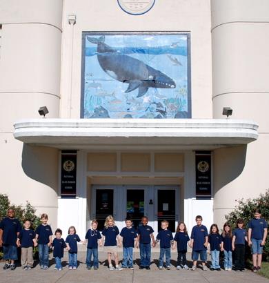 Front entrance of Oceanview with students Front entrance of Oceanview with students