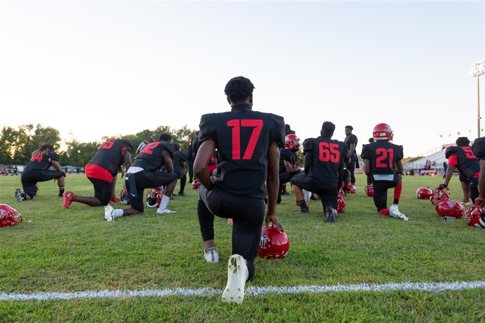  LT Football Team