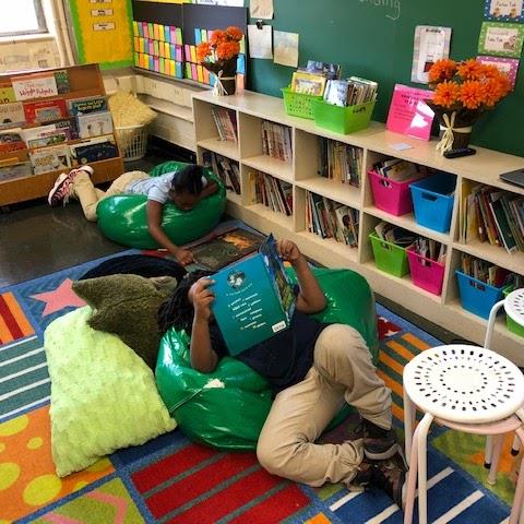 kids reading